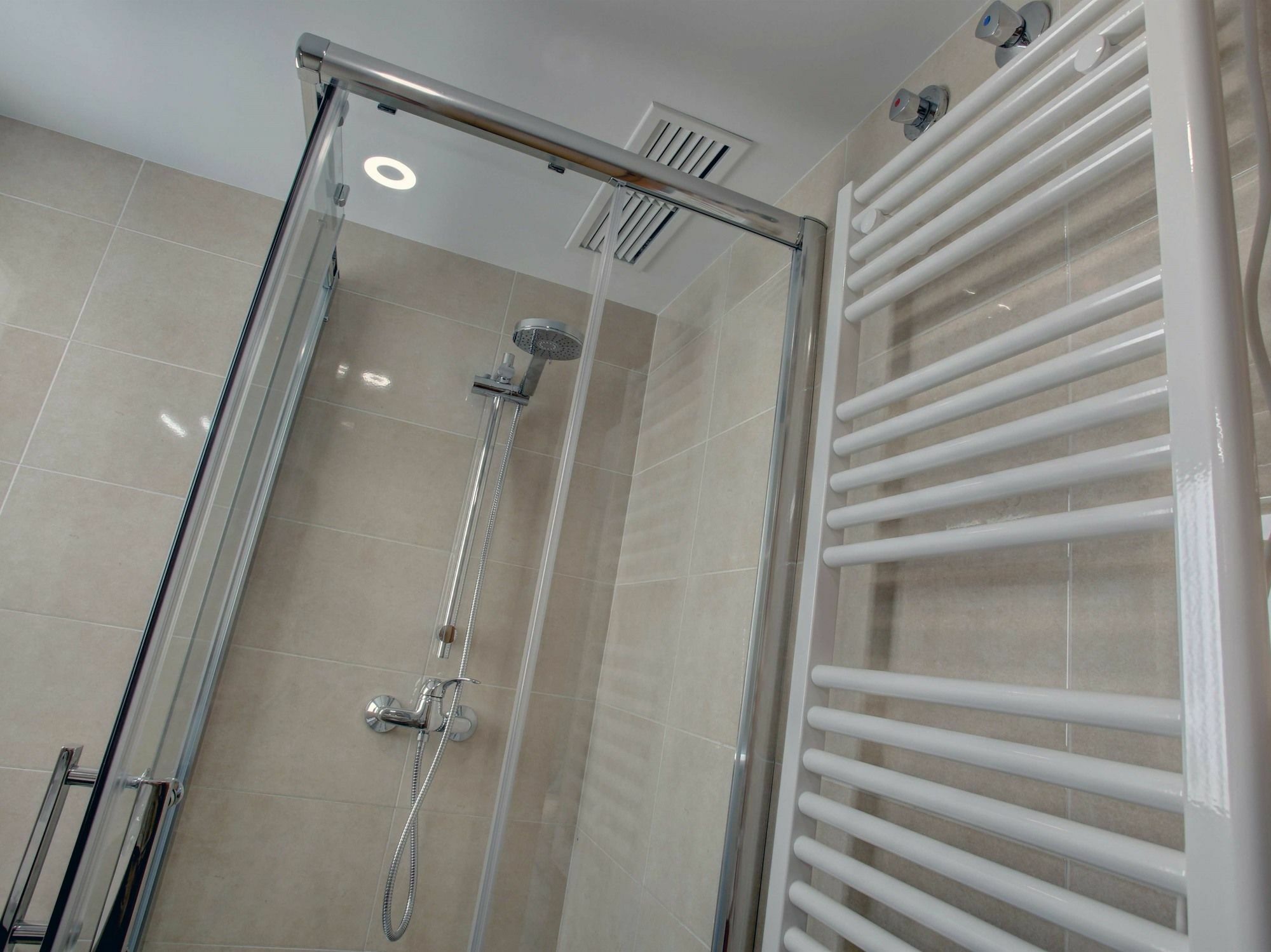 Malaga Lodge Studio المظهر الخارجي الصورة